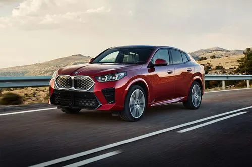BMW ix2 — תמונה 1