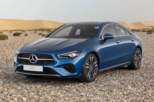Mercedes-Benz cla 200 סיגניצר AMG LINE — תמונה 1