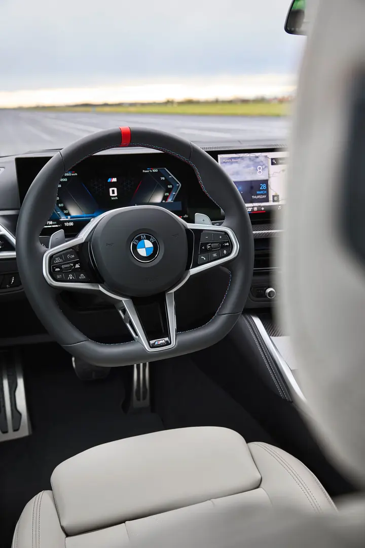 BMW 420i Gran Coupé — תא הנוסעים