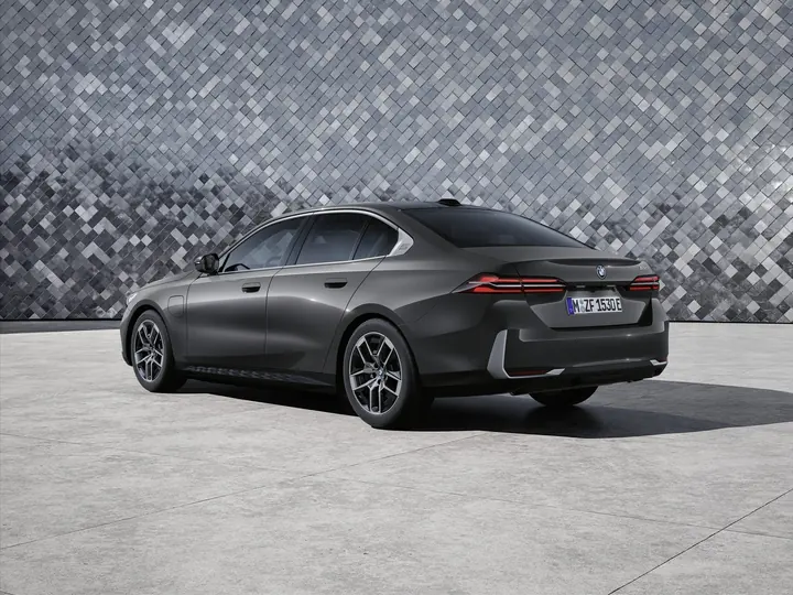 BMW 530e — מבט חיצוני