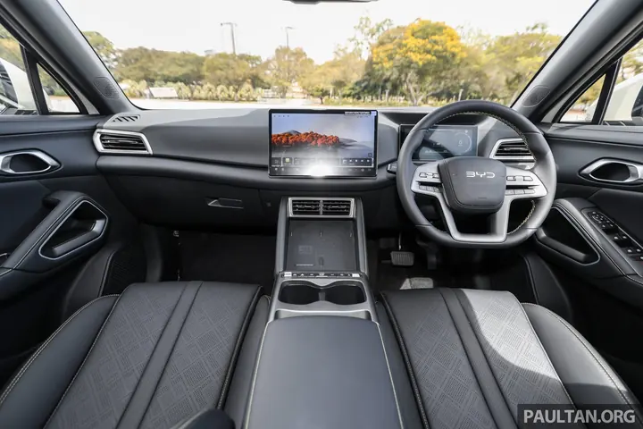 BYD Atto 2 — תא הנוסעים