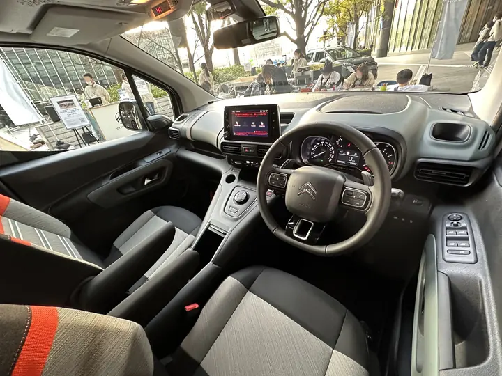 Citroën Berlingo — תא הנוסעים