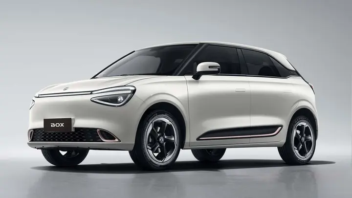 Dongfeng Box — מבט חיצוני