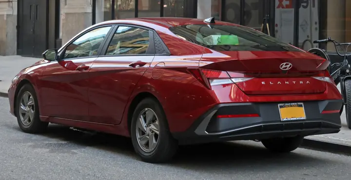 Hyundai Elantra — מבט חיצוני