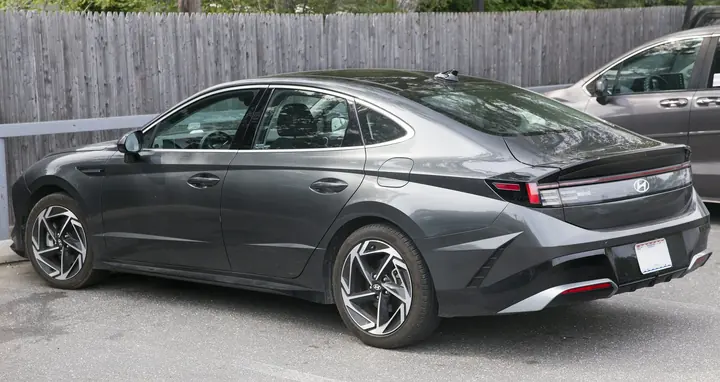 Hyundai Sonata — מבט חיצוני