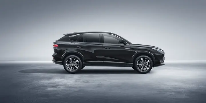 MG HS — מבט חיצוני