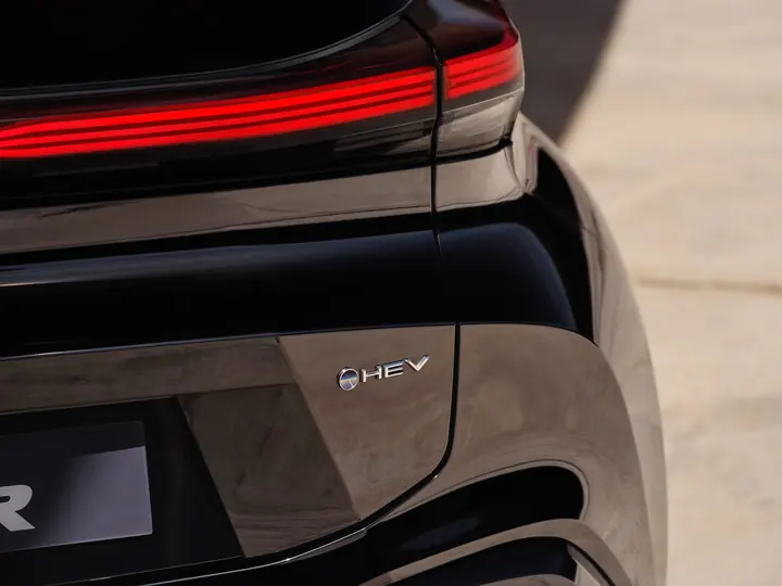Toyota C-HR — תא הנוסעים